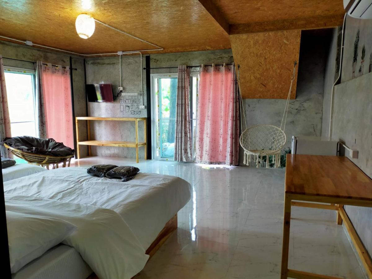 Smile Box Coffee & Resort Nong Hin Εξωτερικό φωτογραφία